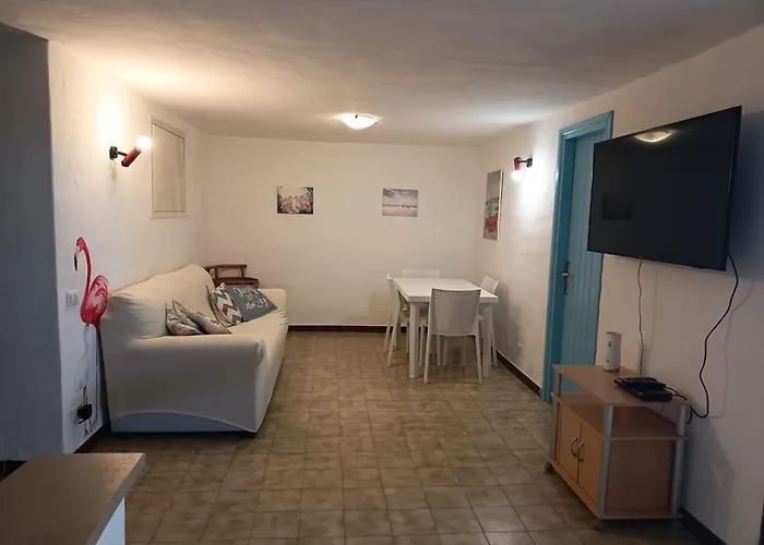 Nyaraló I Fenicotteri Baia Caddinas *